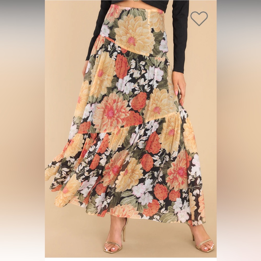 Minkpink maxi skirt in size small, like new, wore once.